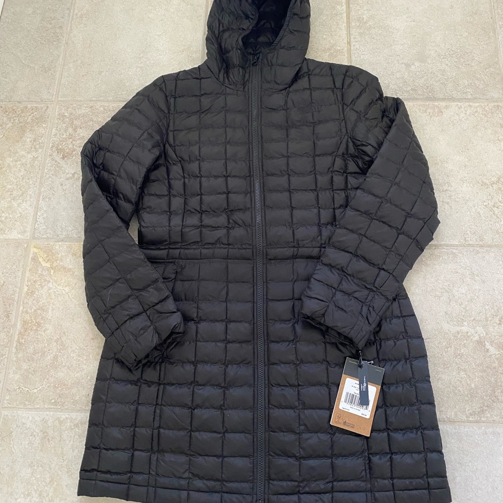 The North Face Women's Black Puffer Coat